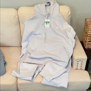 Nike Men’s Sky Blue Hoodie(XL)and Joggers (L) Set